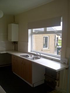 3 bedroom terraced house to rent, Rawson Street, Wyke BD12