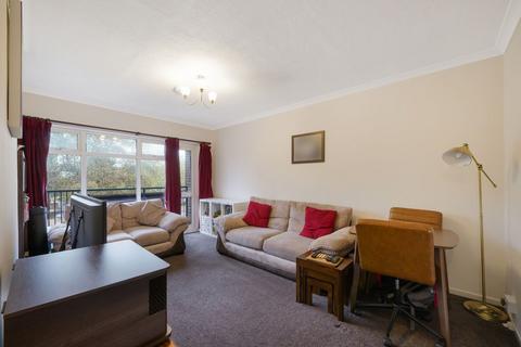 304b Alexandra Avenue, Harrow, HA2 9DA