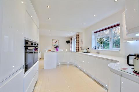 5 Birch Lea, Redhill, Nottingham, NG5 8LT