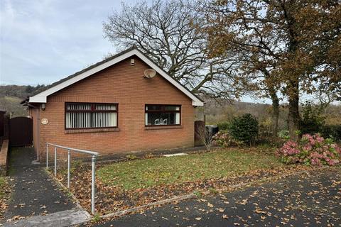 2 bedroom detached bungalow for sale, Caeffynnon Road, Llandybie, Ammanford