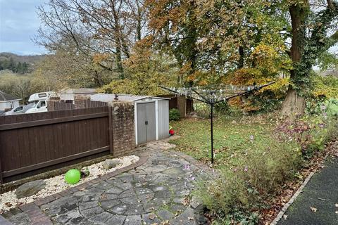 2 bedroom detached bungalow for sale, Caeffynnon Road, Llandybie, Ammanford