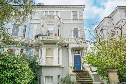 2 bedroom flat for sale, Pevensey Road, St. Leonards-On-Sea