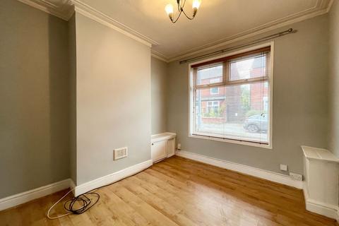 2 bedroom terraced house to rent, Audley Road, Manchester M19