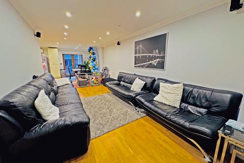 1 Carfax Road, Hayes, UB3 4RB