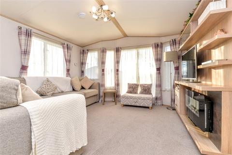 2 bedroom park home for sale, Chewton Sound, Hoburne Naish, Christchurch Road, New Milton, BH25