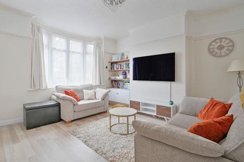 49 Hollythorpe Road, Sheffield, S8 9NF
