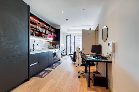 Studio for sale, Corson House, Tower Hamlets, London, E14