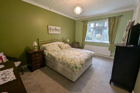 27 Draycote Crescent, Darlington, DL3 8DX
