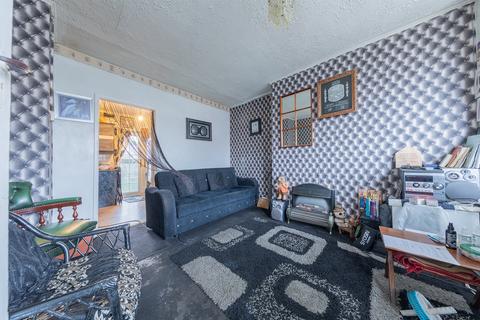 3 bedroom terraced house for sale, Blakeley Hall Road, Oldbury B69