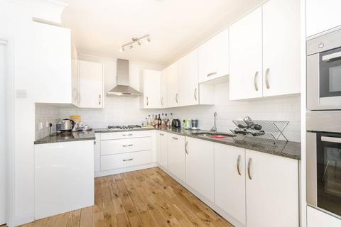 4 bedroom terraced house to rent, Malbrook Road, West Putney, London, SW15