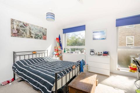 4 bedroom terraced house to rent, Malbrook Road, West Putney, London, SW15