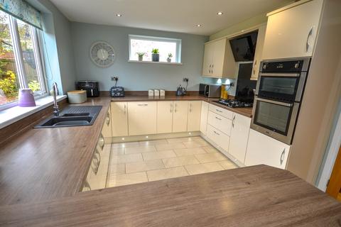 4 bedroom semi-detached house for sale, Caraway Walk, South Shields