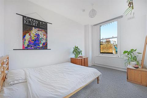 1 bedroom flat for sale, Batley Road, Stoke Newington, N16