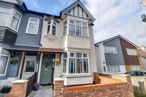 3 bedroom semi-detached house for sale, Ronald Park Avenue, Westcliff-on-Sea SS0