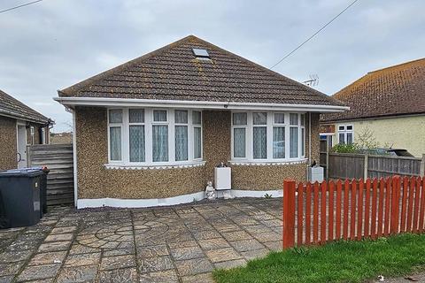 3 bedroom detached bungalow for sale, West Cliff Gardens, Herne Bay, CT6 8DT