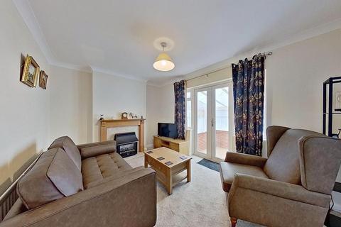 3 bedroom detached bungalow for sale, West Cliff Gardens, Herne Bay, CT6 8DT