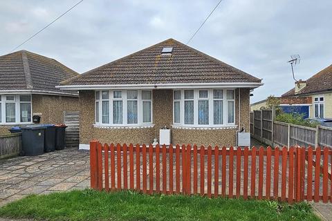 3 bedroom detached bungalow for sale, West Cliff Gardens, Herne Bay, CT6 8DT