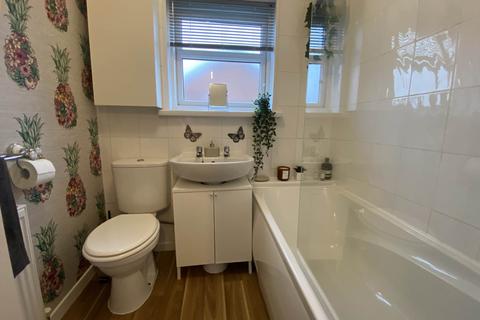 12 Charles Street, Royton, Oldham, OL2 5JN