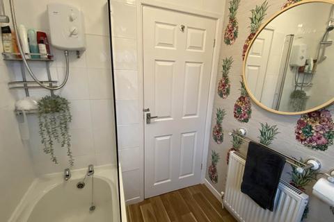 12 Charles Street, Royton, Oldham, OL2 5JN