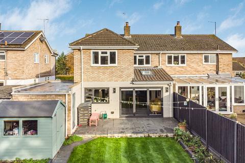 4 bedroom semi-detached house for sale, Trinity Close, Cambridge CB23