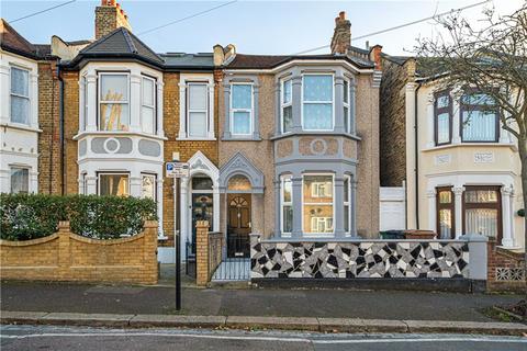 3 bedroom end of terrace house for sale, Chesterfield Road, Leyton, London