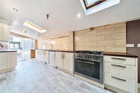 3 bedroom end of terrace house for sale, Chesterfield Road, Leyton, London