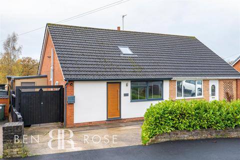 3 bedroom semi-detached house for sale, Yeadon Grove, Chorley