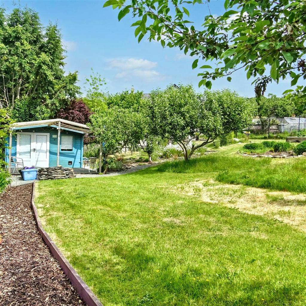 Log Cabin, garden and views up to the house