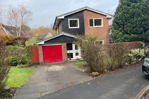 4 bedroom detached house to rent, Woodlands Drive, Thelwall