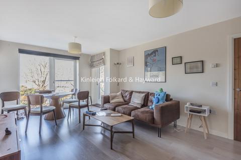 2 bedroom flat to rent, Park Road Crouch End N8