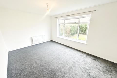 3 bedroom terraced house to rent, Otham Park, Hailsham BN27