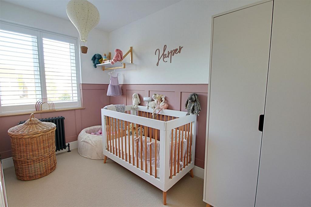 Bedroom 4.jpg