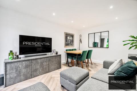 21 Kingsley Road, Loughton, IG10 3TU