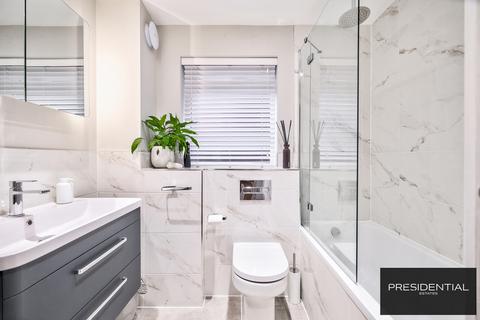 21 Kingsley Road, Loughton, IG10 3TU