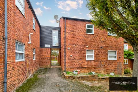 1 bedroom flat for sale, Loughton IG10