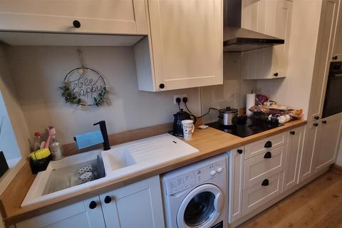 3 bedroom terraced house to rent, Arch Road, Coventry