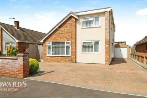 3 bedroom detached house for sale, Holly Avenue, Bradwell