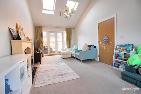 4 bedroom house for sale, North Mead, Chichester PO19