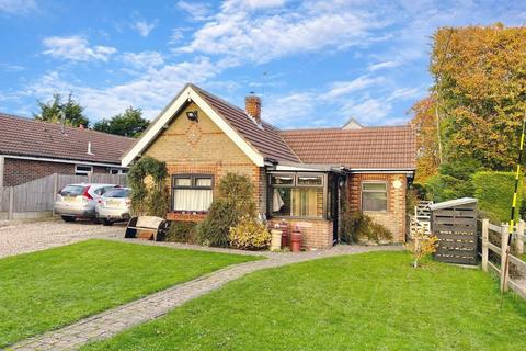 5 bedroom detached bungalow for sale, Strakers Hill, East Studdal