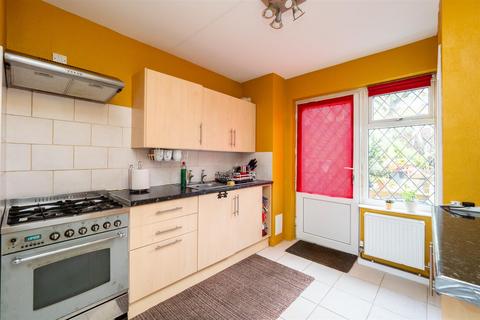 3 bedroom end of terrace house for sale, Ivydene Close, Sutton