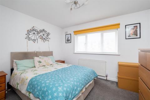 9 Ivydene Close, Sutton, SM1 4HF