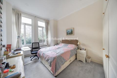 2 bedroom apartment to rent, Primrose Gardens Belsize Park NW3