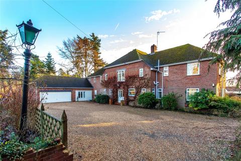 5 bedroom detached house to rent, School Lane, Marlow SL7