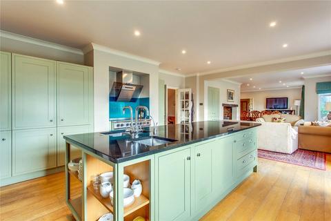 5 bedroom detached house to rent, School Lane, Marlow SL7