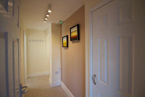 4 bedroom townhouse to rent, Bushelton Close, Coventry