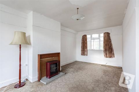 3 bedroom semi-detached house for sale, Springfield Park Avenue, Chelmsford, Essex, CM2