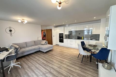 2 bedroom apartment for sale, Barton Place, 3 Hornbeam Way, Manchester