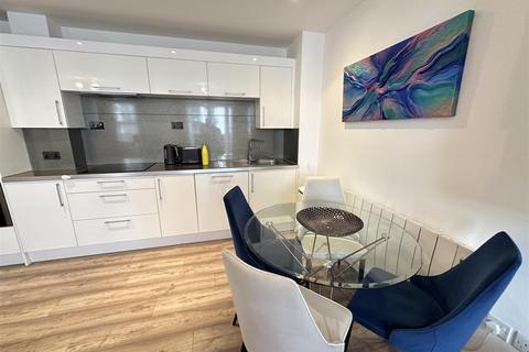 2 bedroom apartment for sale, Barton Place, 3 Hornbeam Way, Manchester