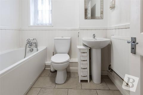 23 Henderson Close, Hornchurch, RM11 1FG