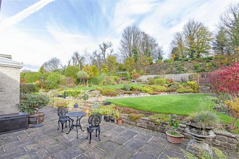 9 Castle Drive, Bakewell, DE45 1AS